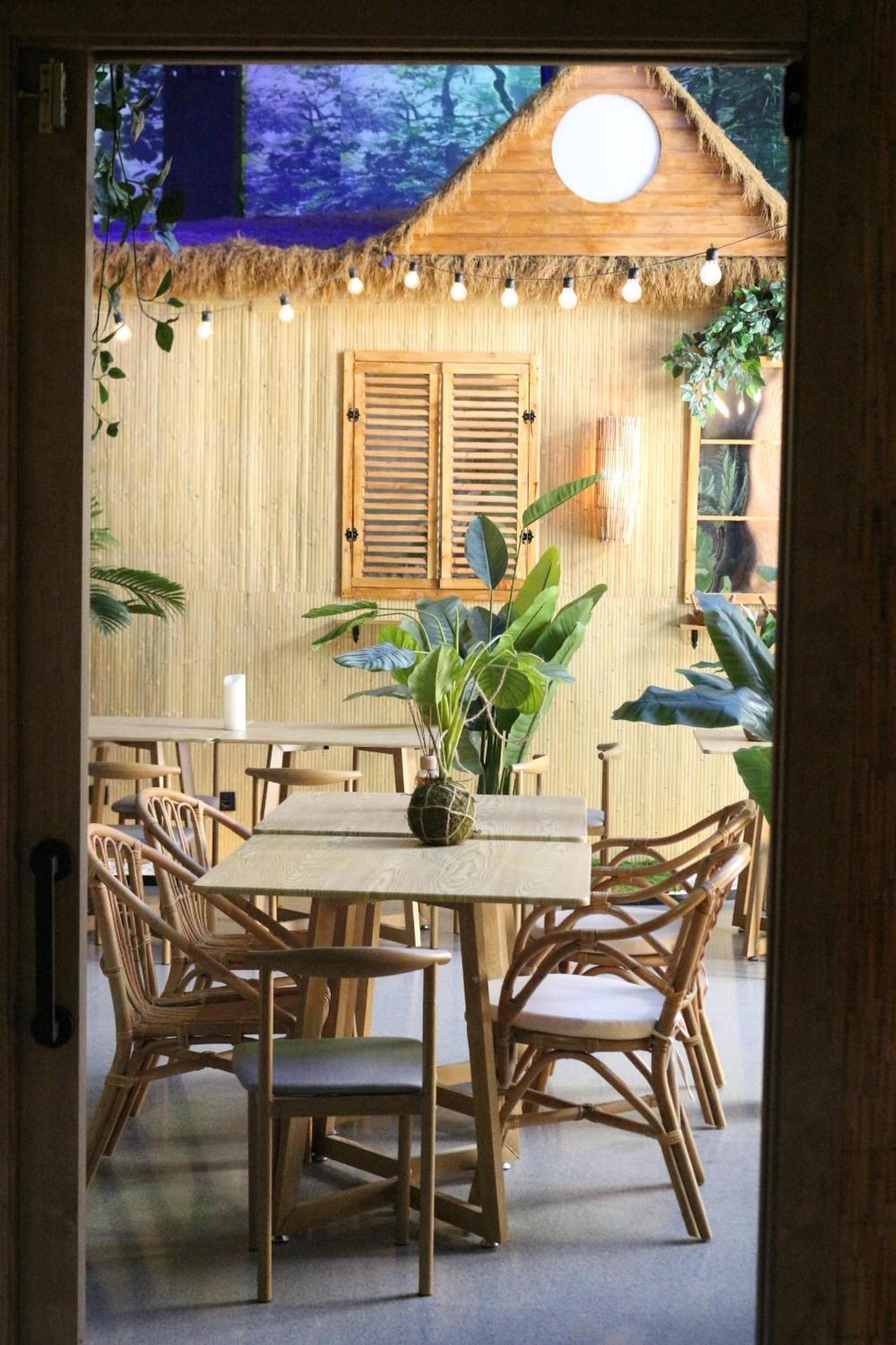 The Pod Suite Hostel Village บาเลนเซีย ภายนอก รูปภาพ
