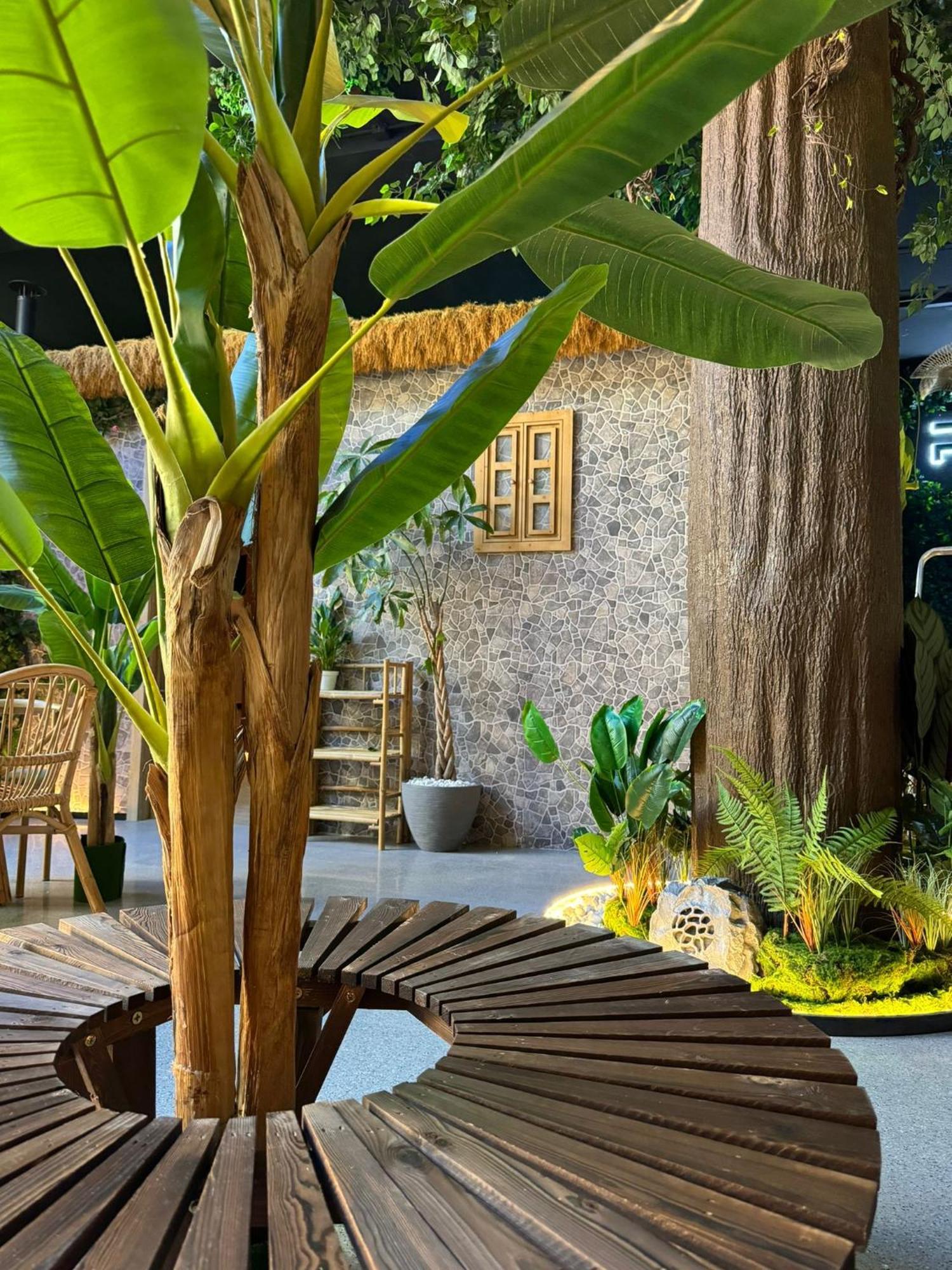 The Pod Suite Hostel Village บาเลนเซีย ภายนอก รูปภาพ