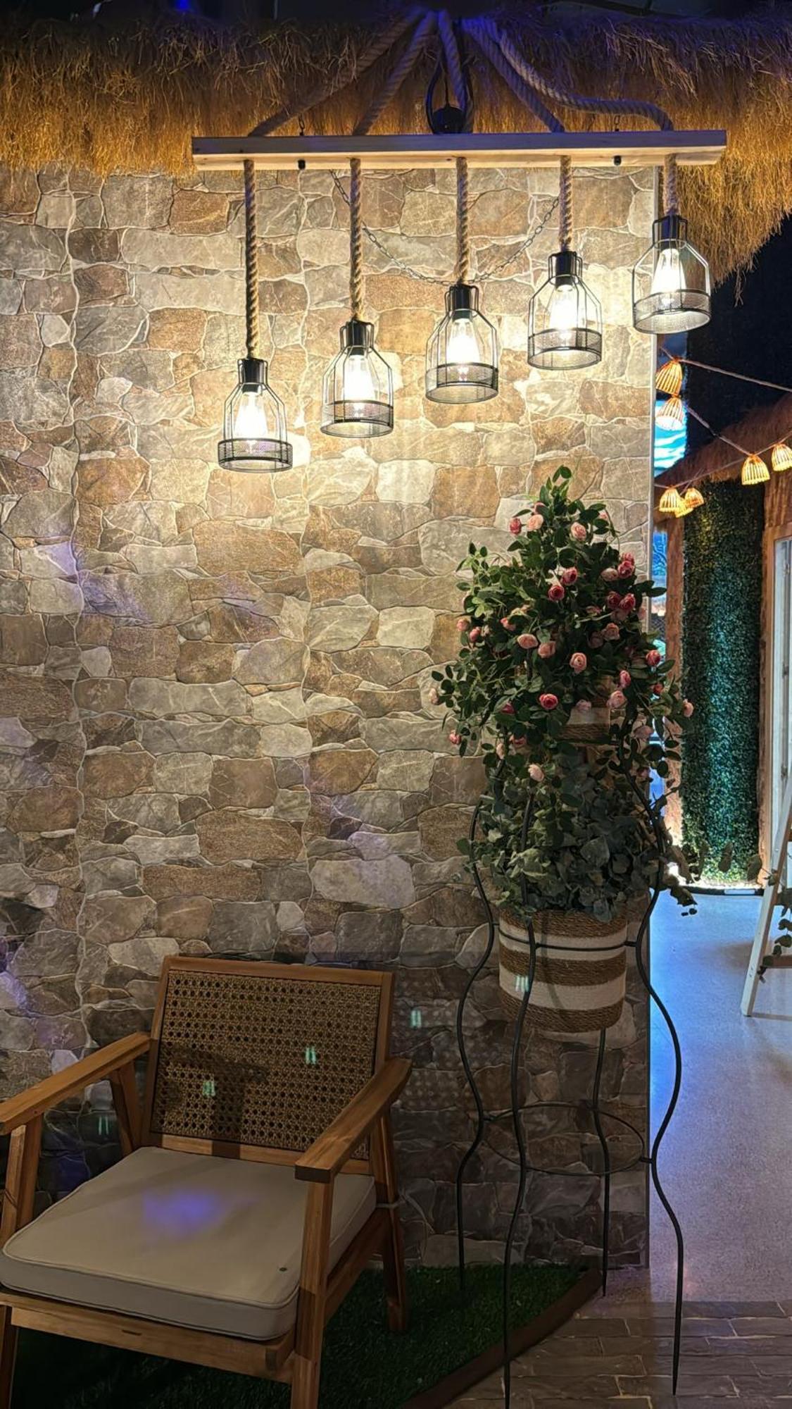 The Pod Suite Hostel Village บาเลนเซีย ภายนอก รูปภาพ
